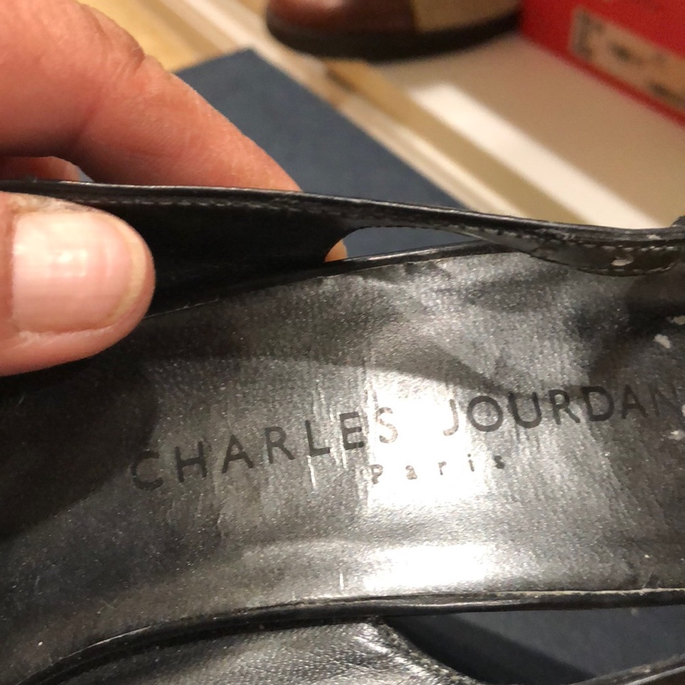 Shoes - Picture 5 of 6